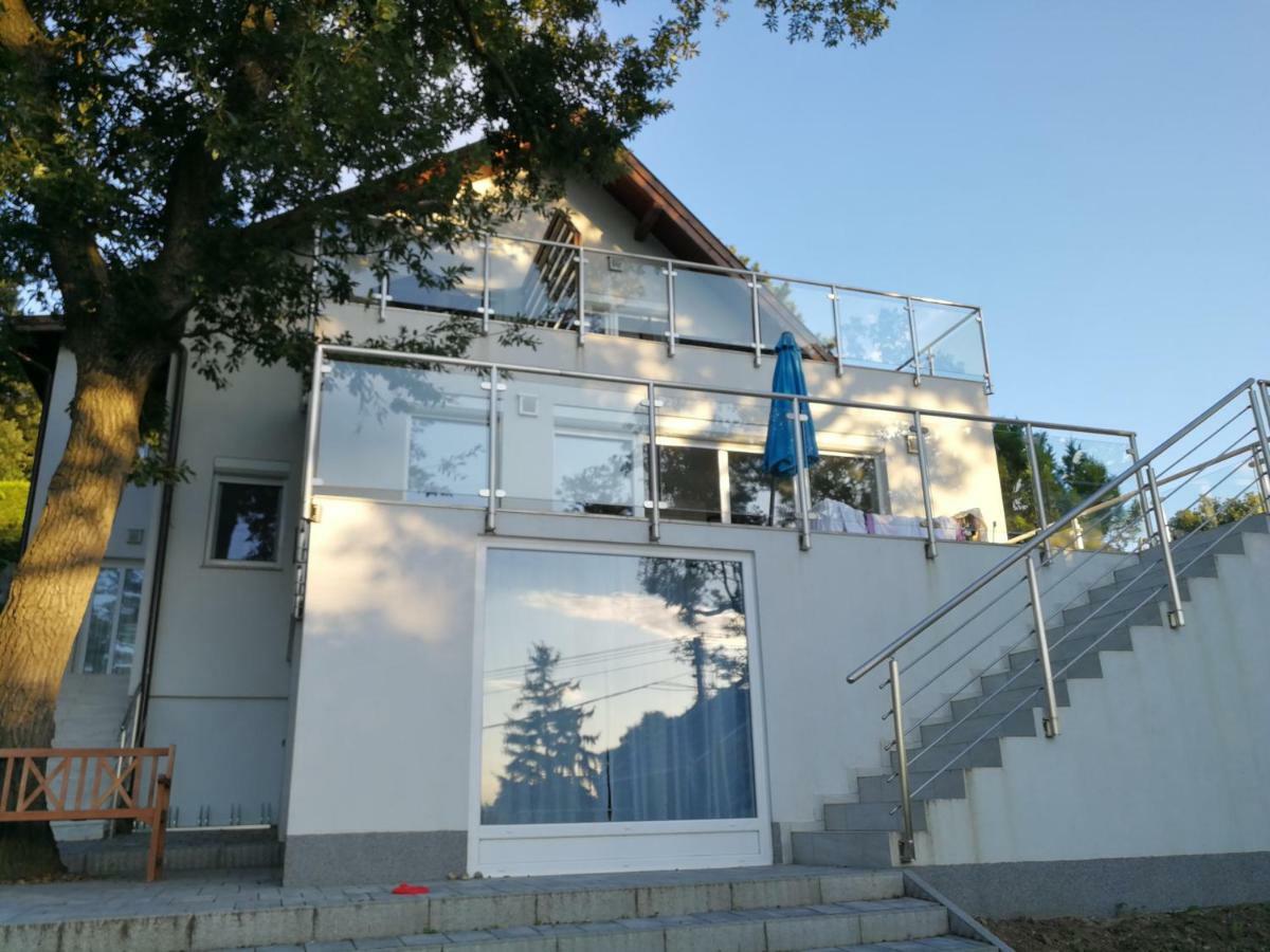 Hilltop Apartments Fonyód Eksteriør bilde